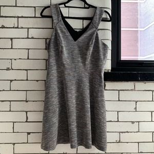 BCBGeneration Dress Sleeveless Textured Grey Multicolor V-neck Short Size 12 EUC